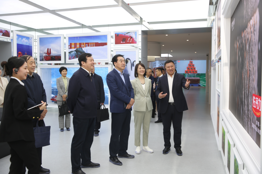 吉林省科协党组书记陈耀辉等省市科协领导参加佐丹力集团科协成立暨吉林省科普教育基地授牌仪式